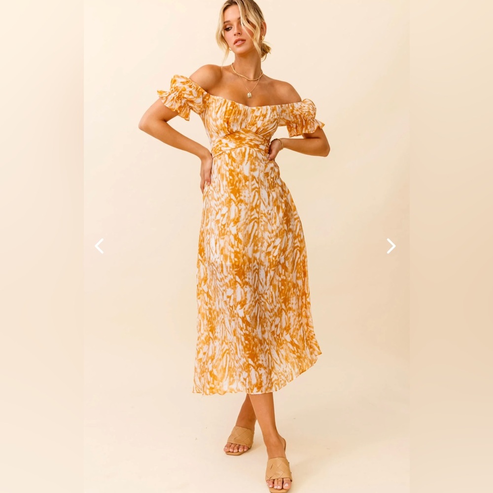 LINKA OFF-SHOULDER TIE BACK MIDI DRESS PRINTED ORANGE